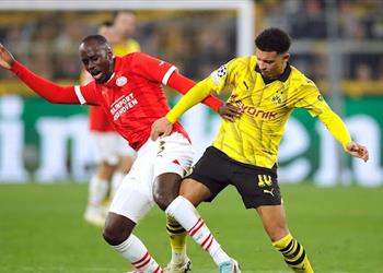 فيديو بوروسيا دورتموند يهزم آيندهوفن ويتأهل إلى ربع نهائي دوري أبطال أوروبا