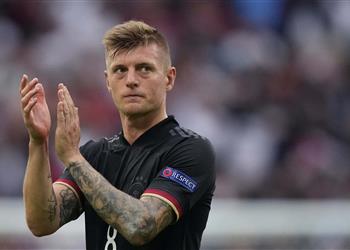 قائمة منتخب ألمانيا لمباراتي فرنسا وهولندا عودة توني كروس