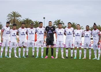 تقارير الوداد المغربي يدرس التعاقد مع مدرب منتخب مصر السابق