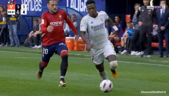 لقطة مهارية من فينيسيوس جونويور في مباراة ريال مدريد واوساسونا