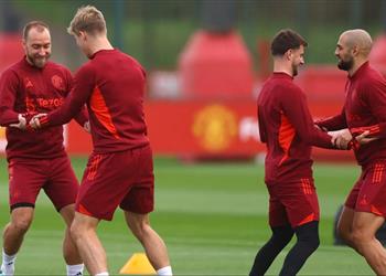 لاجازيتا مانشستر يونايتد يحدد أولى ضحاياه نهاية الموسم