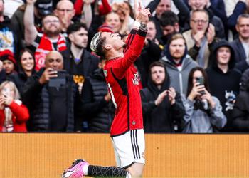 فيديو أنتوني ي سجل هدف تعادل مانشستر يونايتد القاتل أمام ليفربول