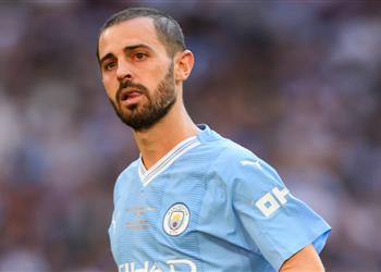 برناردو سيلفا يرد على إمكانية الرحيل عن مانشستر سيتي