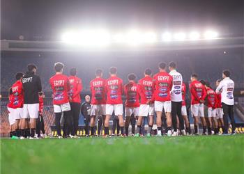 كأس عاصمة مصر وفد إعلامي كرواتي يصنع فيلم ا عن محمد صلاح واستبعاد ثلاثي نيوزيلندا قبل مواجهة مصر