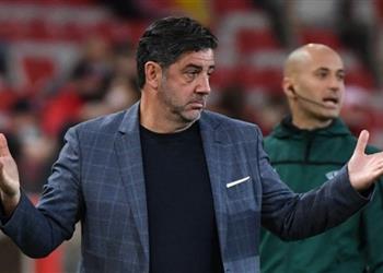 مستشهد ا بـ لاعب الأهلي فيتوريا نظام الاحتراف سبب مشاكل الكرة المصرية