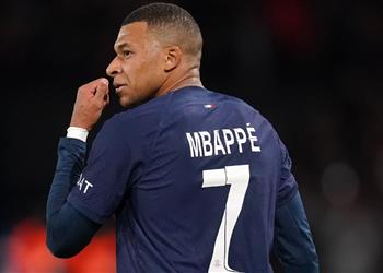 مهاجم ليفربول أولوية في باريس سان جيرمان لتعويض رحيل كيليان مبابي