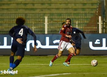 لخلافة علي معلول وكيله الأهلي مهتم بـ ضم لاعب الهلال السوداني