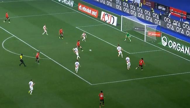 احمد عاطف يهدر هدف محقق لـ مصر امام كرواتيا بعد نزوله بثواني