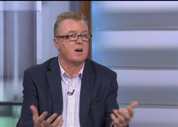 ستيف نيكول ينصح ليفربول ببيع لاعبه البارز ليس جيد ا بما يكفي