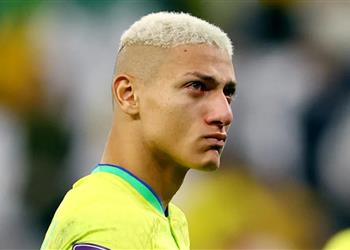 ريتشارليسون فكرت في الانتحار بعد مونديال 2022 وهذا الشخص أنقذني