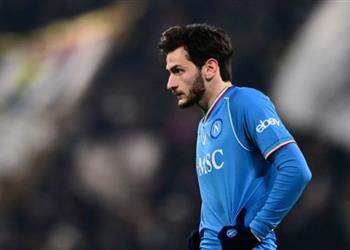 لاجازيتا توضح قرار كفاراتسخيليا النهائي بشأن اهتمام برشلونة