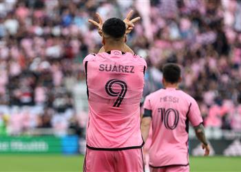 فيديو ميسي وسواريز يقودان إنتر ميامي لاكتساح أورلاندو سيتي بخماسية في الدوري الأمريكي