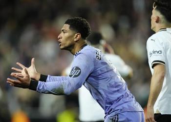 موندو تكشف مدة إيقاف بيلينجهام المحتملة بعد طرده في مباراة ريال مدريد وفالنسيا