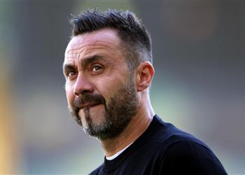 دي زيربي يثير التكهنات بشأن مستقبله مع برايتون أمام أنظار ليفربول