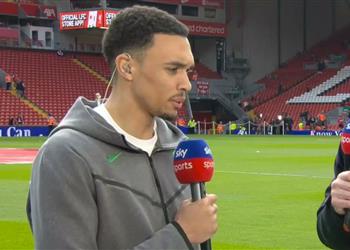 أرنولد يتحدث عن موعد عودته إلى ليفربول