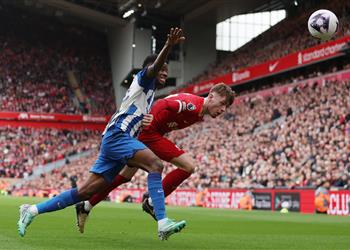 برادلي مباراة برايتون كانت صعبة ولاعب ليفربول لا يصدق