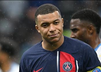 فيديو إنريكي يثير استياء مبابي في مباراة باريس سان جيرمان ومارسيليا