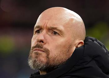 ديلي ميل شكوك بين لاعبي مانشستر يونايتد حول استمرار تين هاج