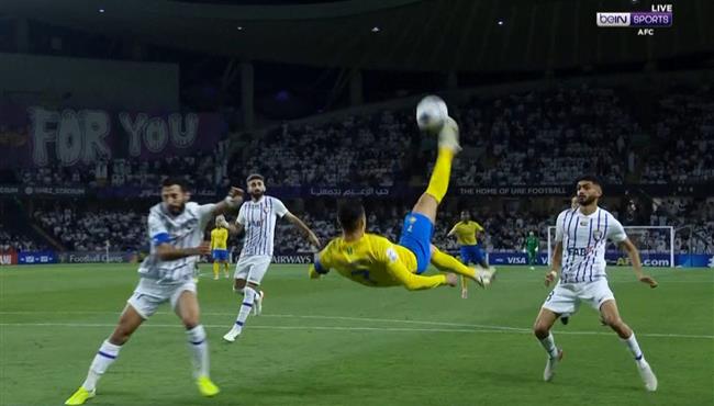رونالدو كاد ان يسجل هدف مقصية رائع امام العين في دوري ابطال اسيا