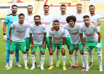 فيديو المصري يتخطى سموحة بثنائية ويزاحم إنبي على صدارة الدوري