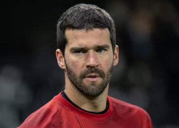 وكيل أليسون يرد على أنباء رحيله عن ليفربول