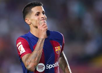 سبورت مانشستر سيتي يصعب مهمة برشلونة في الاحتفاظ بـ كانسيلو