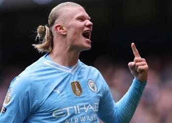 هالاند يرد على تصريحات نجم ليفربول لا يعرف شعور الفوز بالثلاثية وليتحدث كما يريد