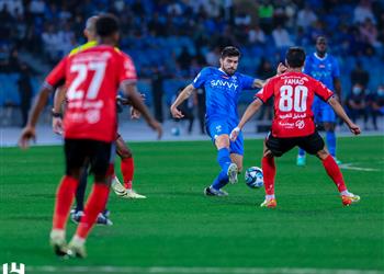 فيديو الهلال يفوز على الرياض بثلاثية ويواصل صدارة الدوري السعودي