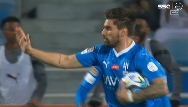 هدف تعادل الهلال مع الرياض 1 1 الدوري السعودي روبين نيفيز