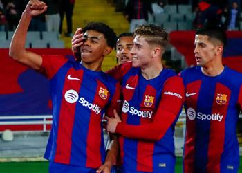 برشلونة يتحرك لتحصين لاعبه الشاب على طريقة لامين يامال