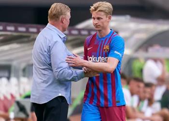 كومان يوضح قرار دي يونج بشأن مستقبله مع برشلونة
