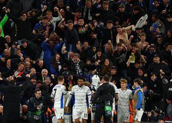 فيديو بازاليتش يسجل هدف أتالانتا الثالث أمام ليفربول