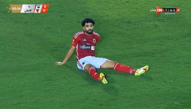 اصابة مروان عطية وخروجة في مباراة الاهلي وزد بالدوري المصري