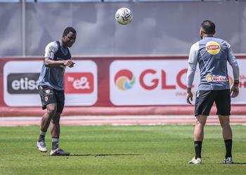 مران الأهلي معلول وديانج يواصلان التأهيل وجلسات علاج طبيعي استعدادا لمباراة الزمالك