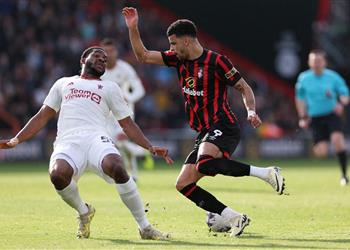 سولانكي غاضبون لعدم فوزنا على مانشستر يونايتد ولم أتوقع تسجيل هذا العدد من الأهداف