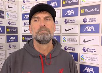 كلوب كرة القدم رفضتنا أمام كريستال بالاس ويوجه سؤالا بشأن محمد صلاح