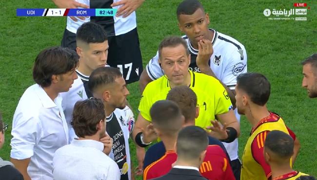 الحكم يقرر عدم استكمال مباراة روما واودينيزي بعد إصابة ايفان نديكا