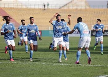 فيديو أسيست رمضان صبحي وليد الكرتي ي سجل هدف بيراميدز الأول أمام المقاولون