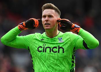 دين هندرسون مدرب كريستال بالاس أخبرنا بفوزنا على ليفربول قبل المباراة