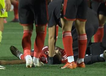 فيديو سقوط محمود كهربا في نهاية مباراة الأهلي والزمالك