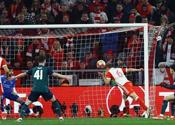 فيديو كيميش يسجل هدف بايرن ميونخ الأول أمام آرسنال