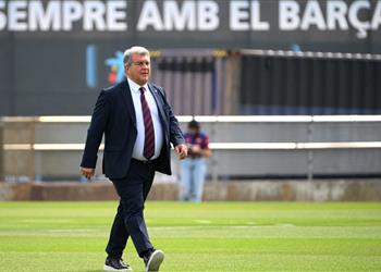 لابورتا علينا التغلب على خيبة أمل دوري أبطال أوروبا بالفوز على ريال مدريد