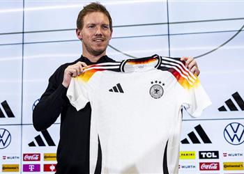 رسمي ا ناجلسمان يمدد عقده مع ألمانيا ويغلق الباب أمام بايرن ميونخ