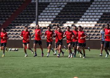مران الأهلي فقرات بدنية للاعبين قبل مواجهة مازيمبي وحضور السفير المصري