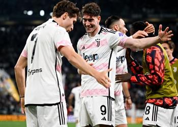 فيديو يوفنتوس يقترب من نهائي كأس إيطاليا بثنائية أمام لاتسيو