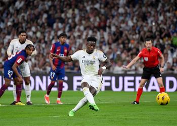 فيديو فينيسيوس ي سجل هدف تعادل ريال مدريد أمام برشلونة