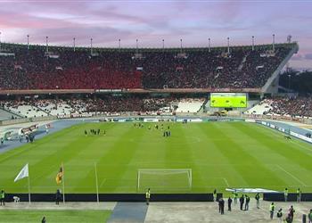 فيديو وصور نهضة بركان يغادر ملعب مباراة اتحاد العاصمة بالكونفدرالية بعد إلغائها