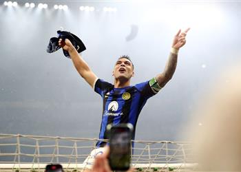 لاوتارو مارتينيز باكي ا بعد تحقيق لقب الدوري الإيطالي إنتر ميلان يريد المزيد