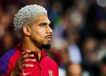 تغيير مفاجئ في موقف أراوخو بشأن مستقبله مع برشلونة