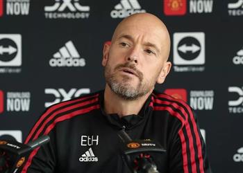 تين هاج يثير الشكوك حول مشاركة ثلاثي مانشستر يونايتد أمام شيفيلد يونايتد